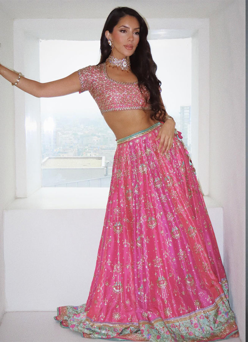 A Signature #Farahtalibaziz Ensemble Parisa