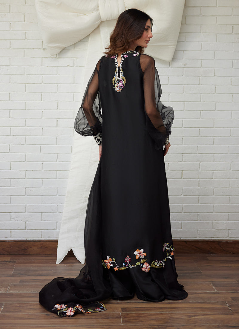 Arra Shirt And Dupatta