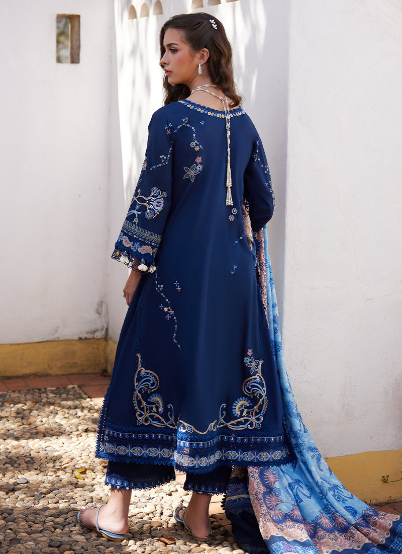 Nia Navy
